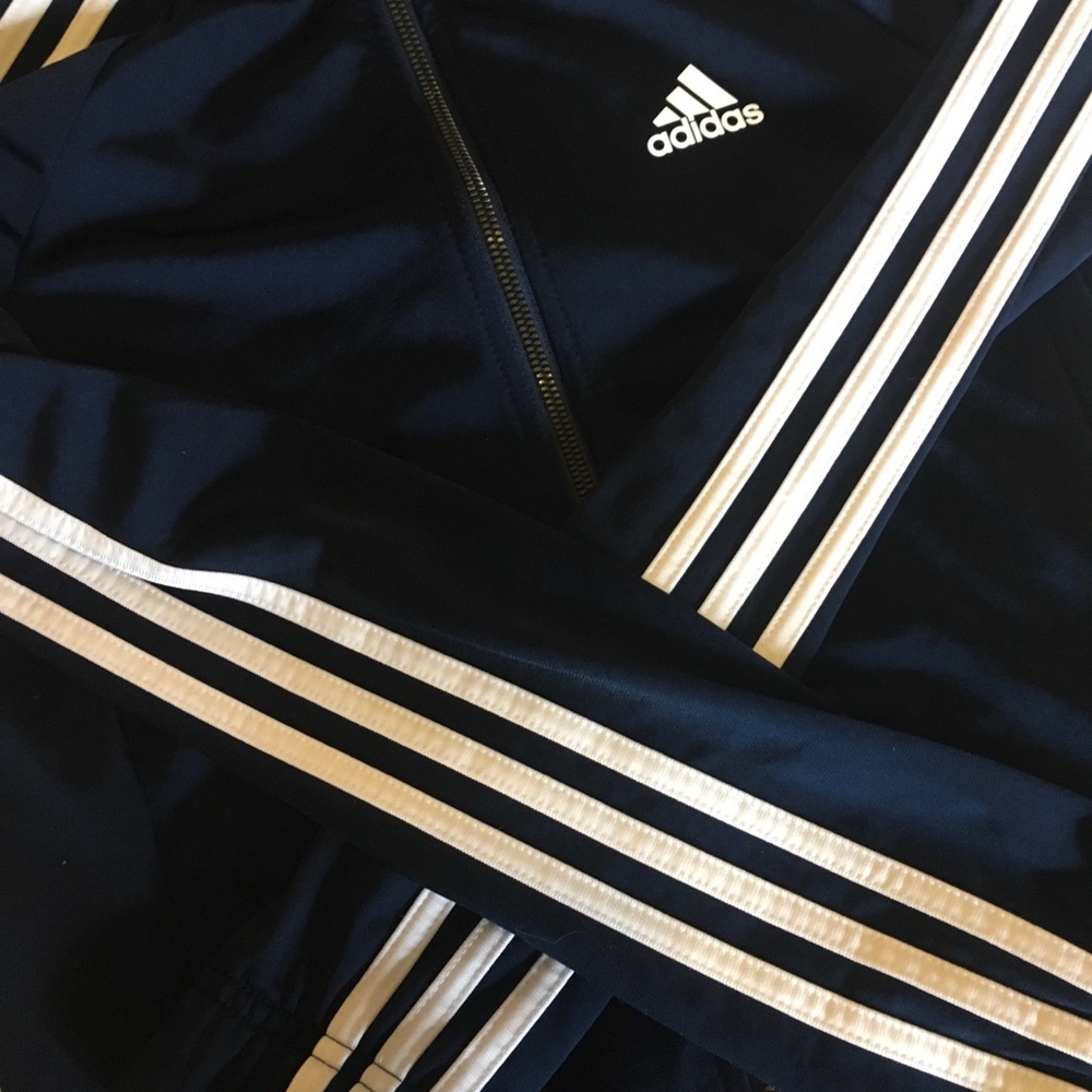 Adidas zip up jacket - Picture 2 of 4